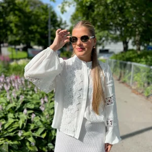 JulinaGO Shirt Off-White