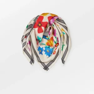 Ivor Sia Scarf Eggnog Off White